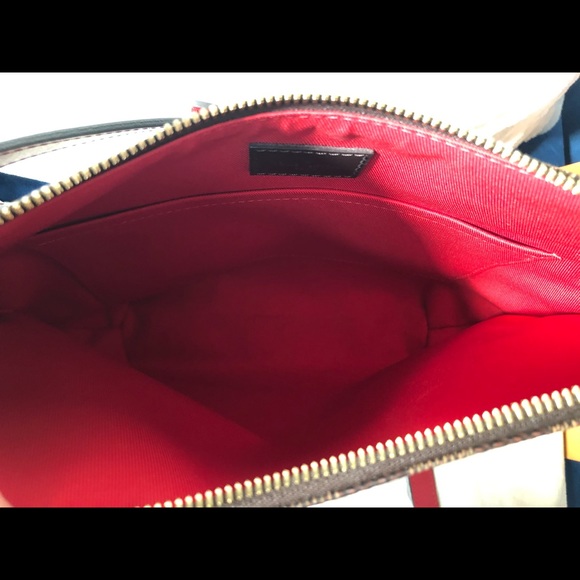 Authentic Louis Vuitton South Bank - Picture 5 of 7